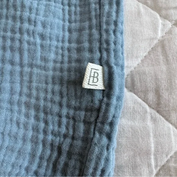 Elegant Baby Organics- Blue Muslim - Picture 4 of 4